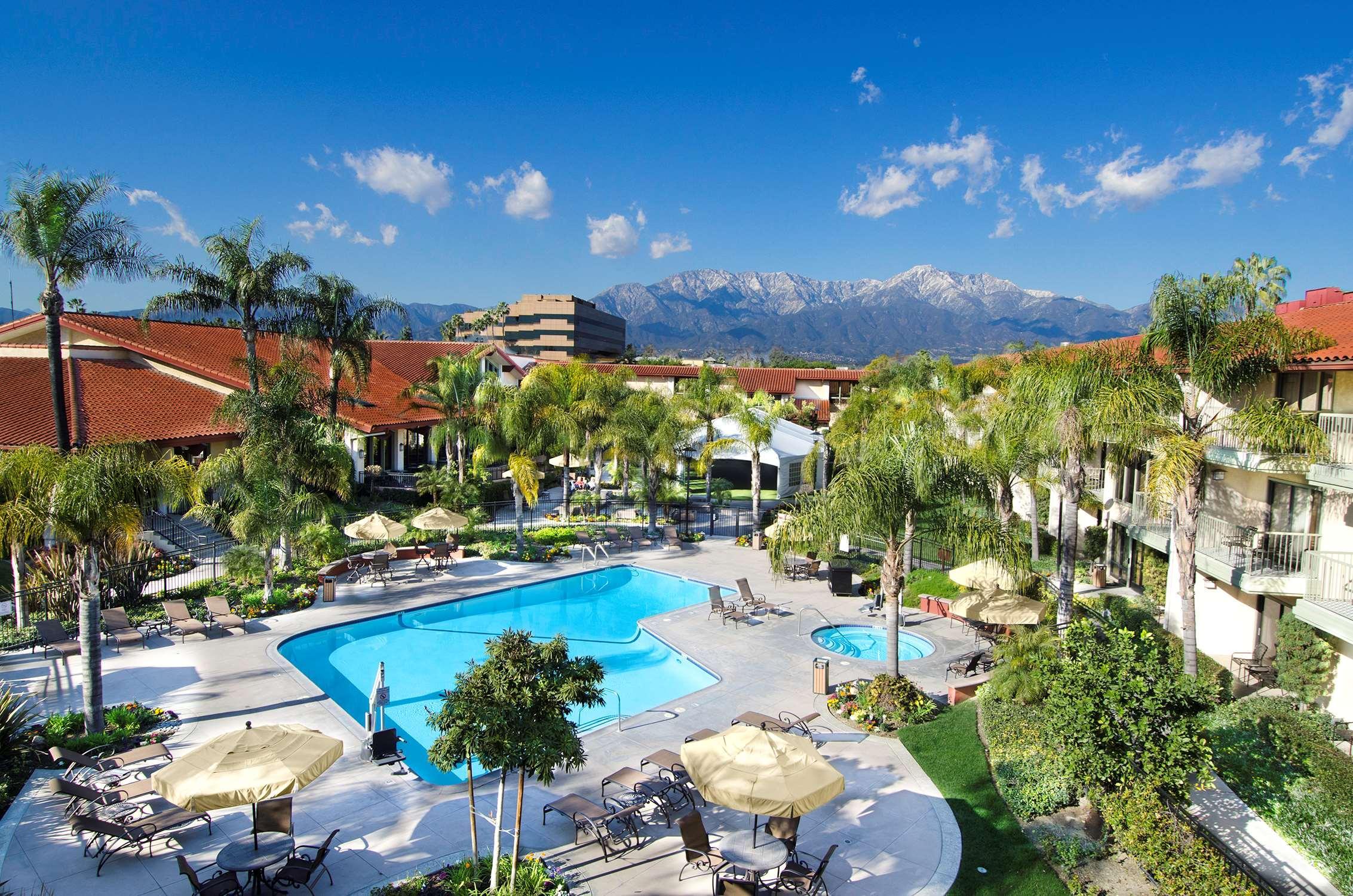 Doubletree By Hilton Ontario Airport Ξενοδοχείο Εξωτερικό φωτογραφία