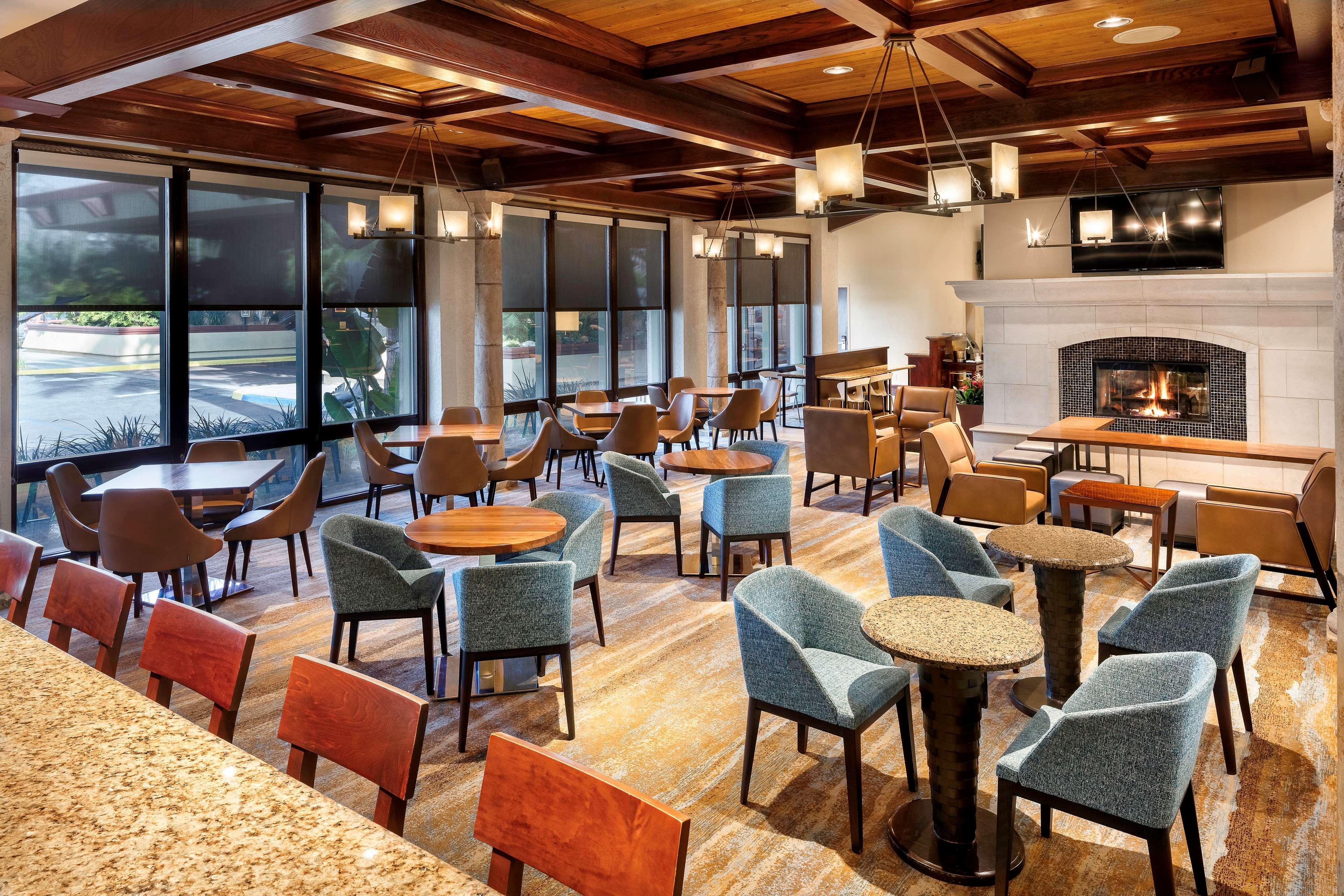 Doubletree By Hilton Ontario Airport Ξενοδοχείο Εξωτερικό φωτογραφία
